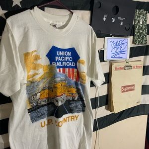 Union pacific railroad vintage T-shirt size L
